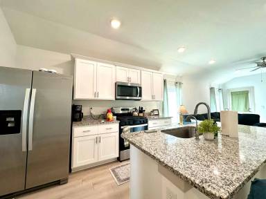 Main picture of 7427 8th St