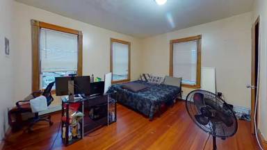 Main picture of 21 Alpine St