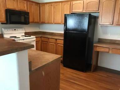 Main picture of 520 River View Dr
