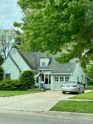 Main picture of 1320 Hackett St
