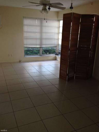 Main picture of 1025 SE 15th St