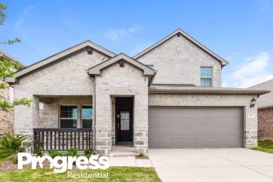 Main picture of 1411 Rolling Fox Dr
