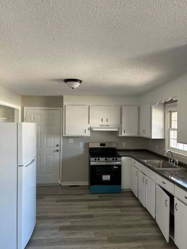 Main picture of 27 Brunson St