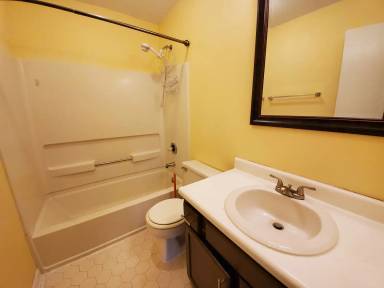 Main picture of 6845 Apsley Ct