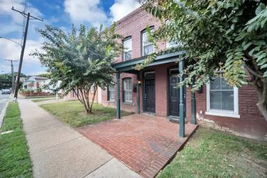Main picture of 1800 - 1802 Parkwood Ave