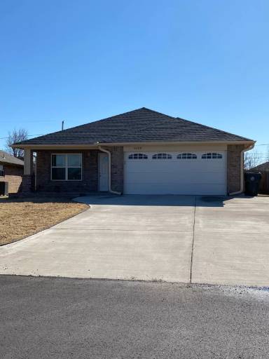 Main picture of 6100 SE 7th St