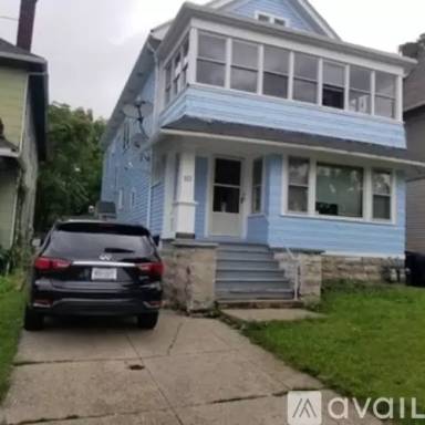 Main picture of 112 Lisbon Ave
