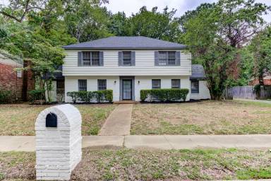 Main picture of 2767 Greenmill Dr