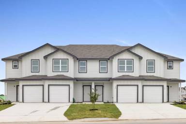 Main picture of 129 Marigold Pl