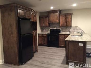Main picture of 325 Burke Rd
