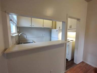 Main picture of 3220 Claremont Ave S