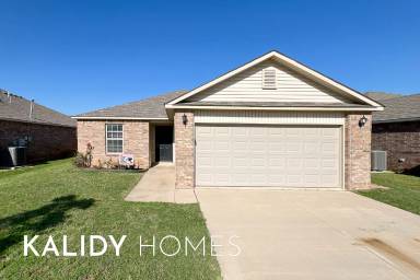 Main picture of 1705 Bartlett Dr