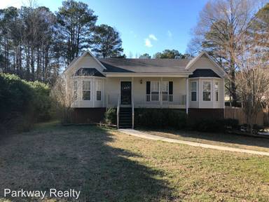 Main picture of 1832 Hillcrest Rd NE