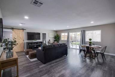 Main picture of 1110 Francis Ave