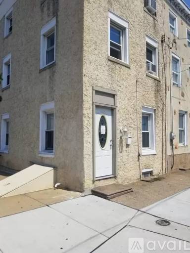 Main picture of 2300 Aramingo Ave
