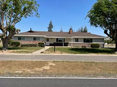 Main picture of 21166 Sexton Rd