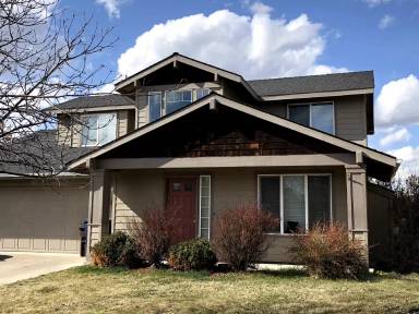 Main picture of 2415 NW Antler Ct