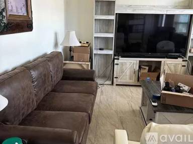 Main picture of 600 Riverview Blvd