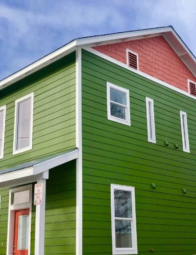 Main picture of 446 Roberts St