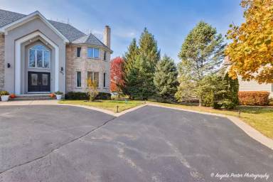 Main picture of 293 Joshua Dr