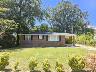 Main picture of 104 Hutto Ct