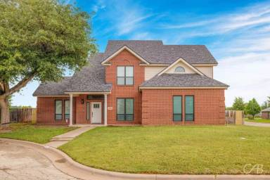 Main picture of 5302 Bridle Path Ct