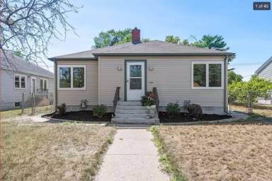 Main picture of 5424 Penn Ave S