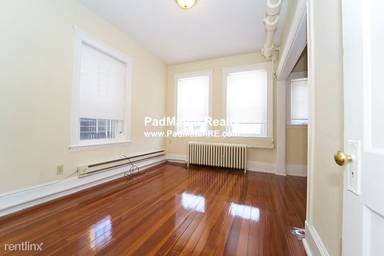 Main picture of 165 Kelton St