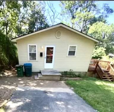 Main picture of 7809 Iowa Dr