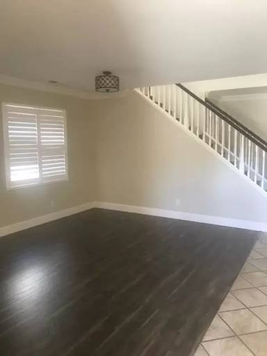 Main picture of 874 Avenida Abeja