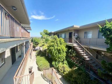 Main picture of 3620 Georgia St