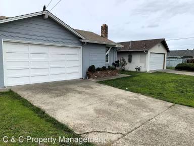 Main picture of 21925 Vernetti Way