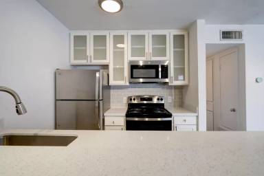 Main picture of 3602 Garrott St