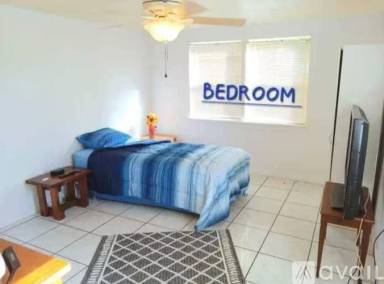 Main picture of 443 Oak Ave