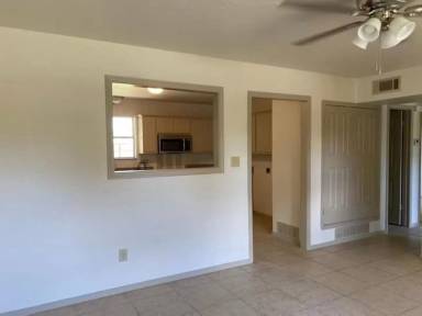 Main picture of 6507 NW Oak Ave