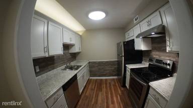 Main picture of 216 Moore Rd
