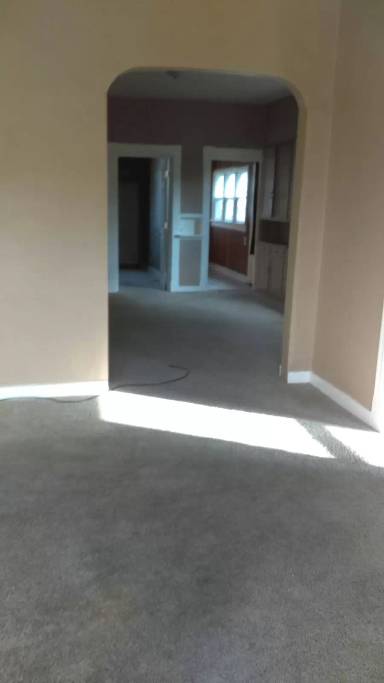 Main picture of 362 W 5th St