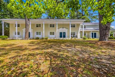 Main picture of 2302-2312 Barrington Cir