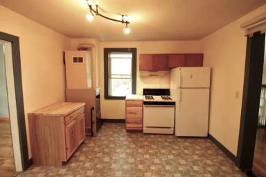 Main picture of 406 Jackson St