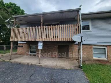 Main picture of 2032 Sheffield St
