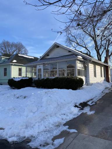 Main picture of 624 N 14th St