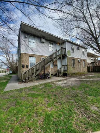 Main picture of 7996 Diggs Rd
