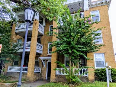 Main picture of 2900 Monument Ave