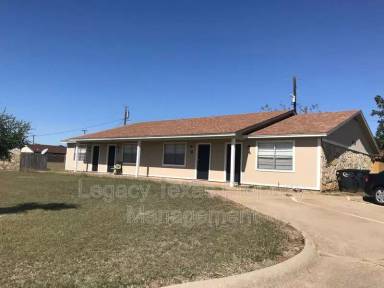 Main picture of 1410 Courtney Pl