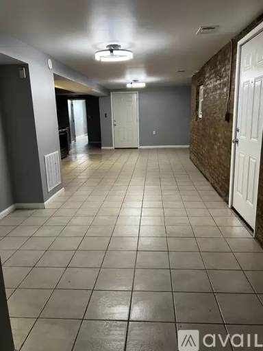 Main picture of 5427 S Wabash Ave