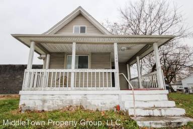 Main picture of 140 W 17th St