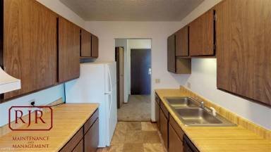 Main picture of 103 E Bismarck Expy