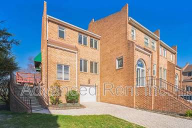 Main picture of 23 Glasshouse Garth