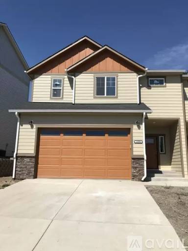 Main picture of 1370 SW Center St