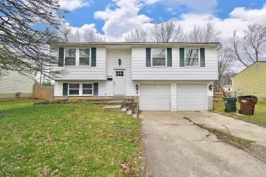 Main picture of 2946 Windsong Dr